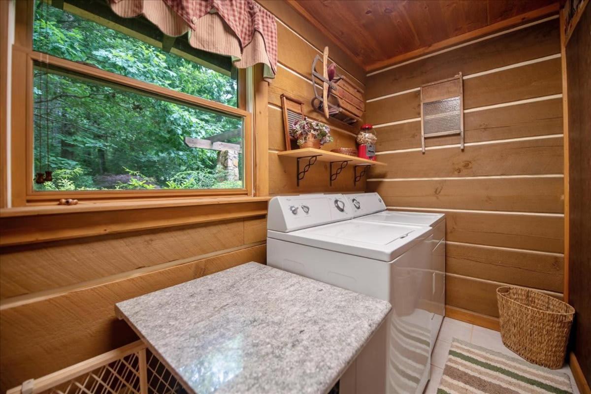 Waterfront Mountain Cabin With Hot Tub Vila Blue Ridge Exterior foto